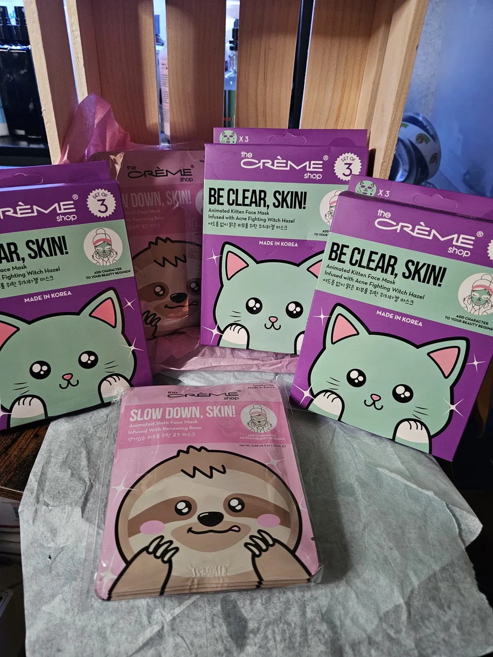 Be Clear, Skin! Animated Kitten Face Mask – Pink & Mint